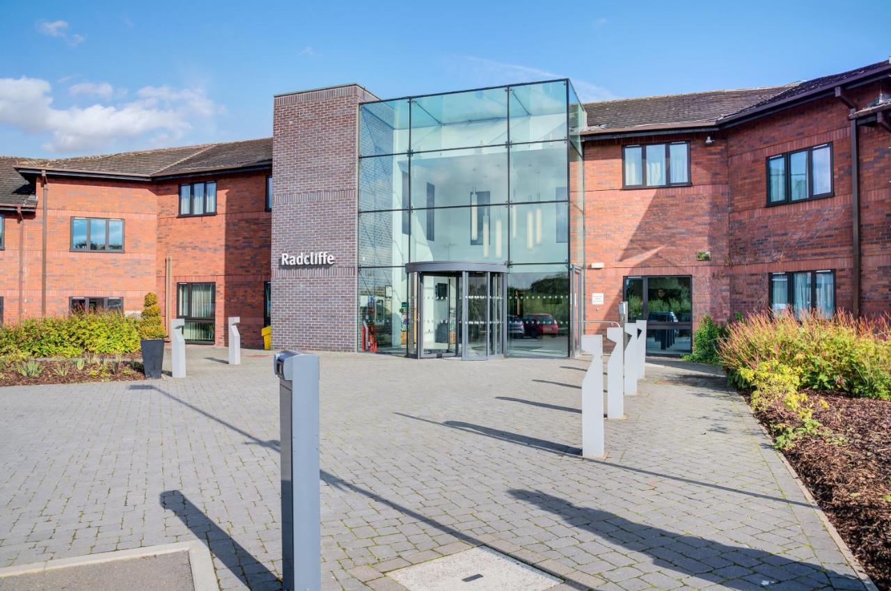 Warwick Conferences - Radcliffe Tile Hill Exterior foto